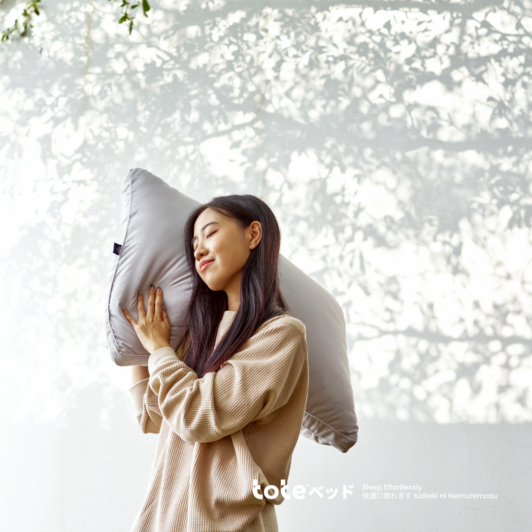 Tote Kumo Plush Pillow