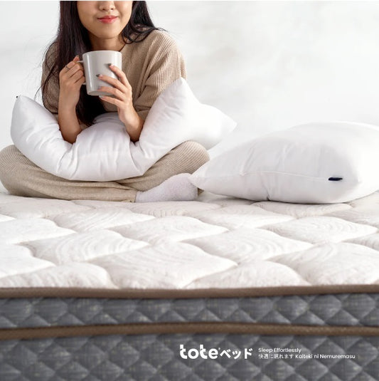 Manfaat Tidur Menggunakan Guling dan Bantal Tote Kumo Classic