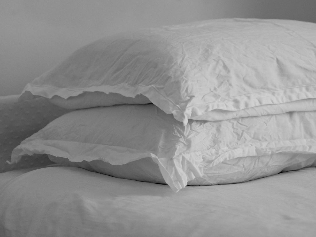 Cara Mencuci Bantal yang Benar agar Tidur Makin Nyaman